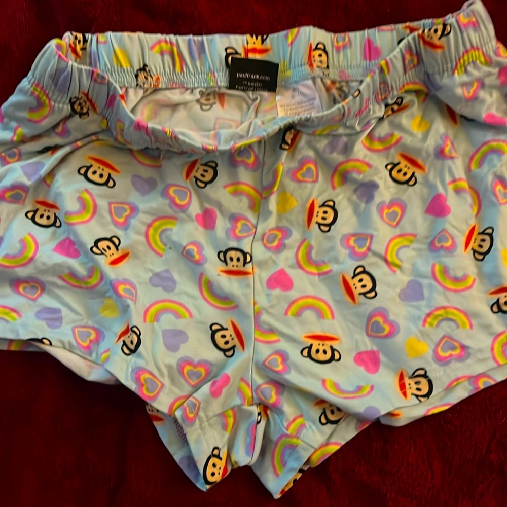 Shorts with hearts size (8-10)